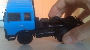 Маз-6422 ранняя кабина "Автоистория(Аист)" 1:43