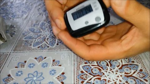 Шагометр с alliexpress.