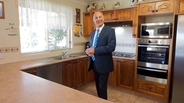 51 Braeside Crescent, Glen Alpine смотреть онлайн