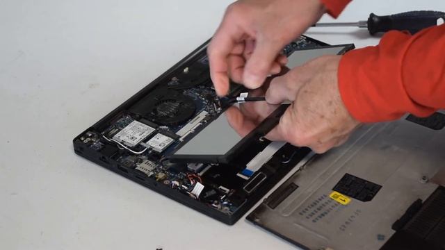 Dell Latitude 7280 Battery Replacement смотреть онлайн