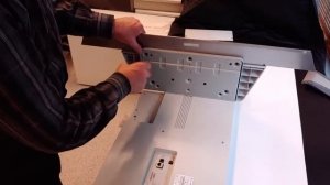 TV LG | Come installare piedistallo Smart TV OLED serie C1