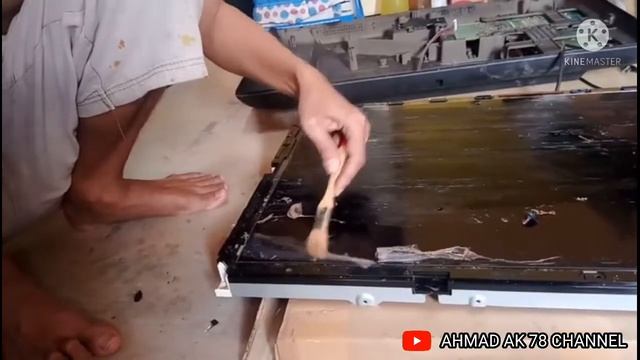 Cara mudah ganti sendiri Polarizer Lcd Tv Sharp Aquos 32 inch смотреть онлайн