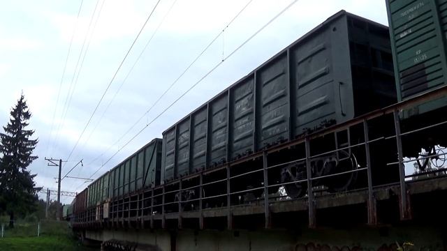 Электровоз ВЛ10У-943 с грузовым поездом, перегон Поварово-3 - Поварово-2 БМО ЖД
