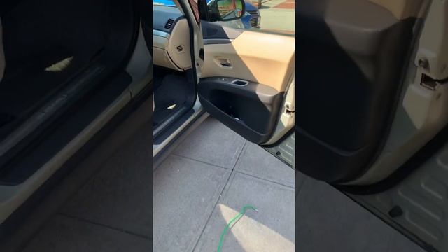 Roadside assistance: 2006 subaru tribeca lockout service