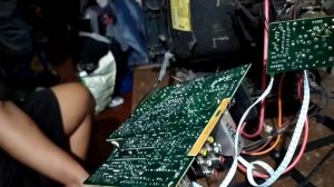 How To Check The Essential Voltages On Your CRT TV Board | Jaypi Tech PH