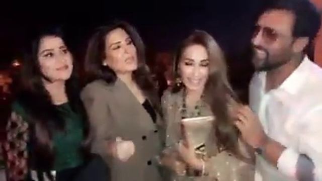 Filmstar Actress Resham with her friends ||ARTist tv(49) смотреть онлайн