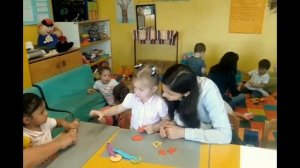 Настя первый раз идет в итальянский детский сад!Best kids TV.