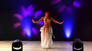 ....Ты посмотри, какая женщина!!!.....