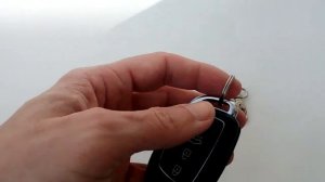 Как и где удобно носить ключи от автомобиля, даже если они с брелоком от сигнализации