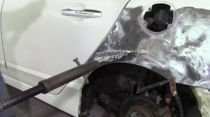 Рихтовка заднего крыла. Honda Civic.