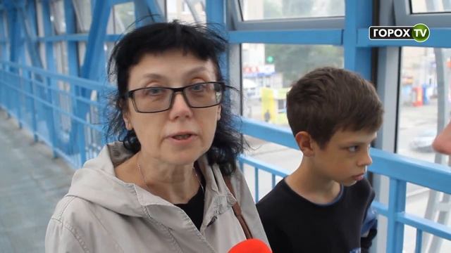 Пластиковый паспорт+бумажка: украинцы высмеяли недореформу смотреть онлайн