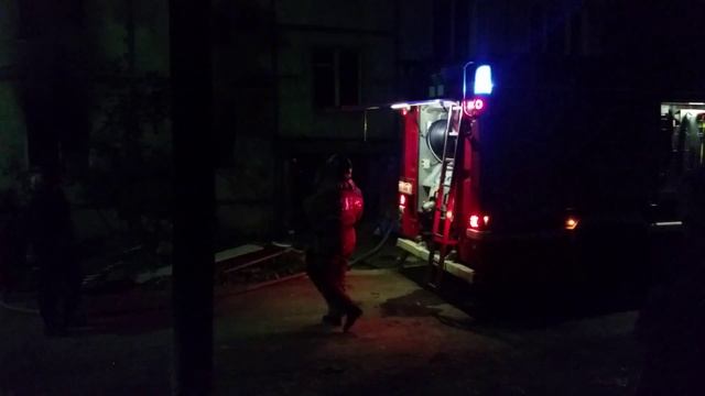 Пожар в выселенном доме № 52 по улице Мира. №5 смотреть онлайн