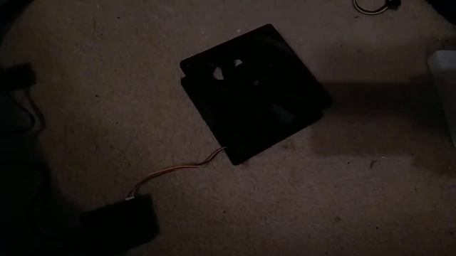 Trying my new Delta AFB1212GHE-CF00 120mm case fan смотреть онлайн
