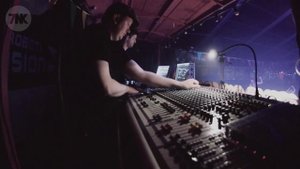 EXTRAWELT "Dark Side of My Room" Live @ ELDORADO CIRCUS SHOW" (2014)