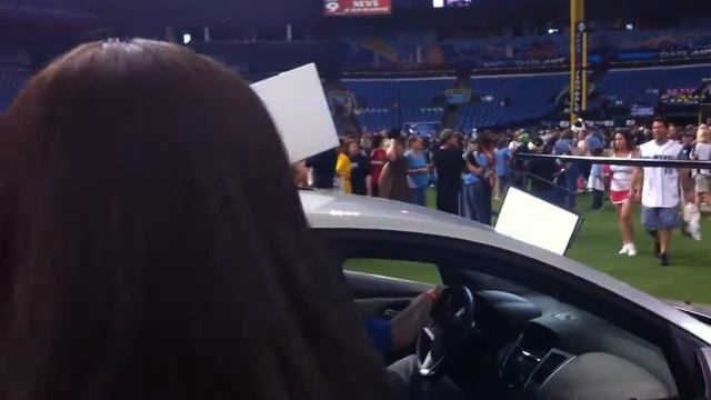 MLB Fan Fest Chevrolet Cruzfessional смотреть онлайн