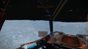 Elite Dangerous мой полёт над небольшой ледяной планеткой с кольцом