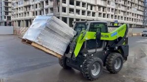 Тестируем новый мини погрузчик ZOOMLION ZS120V
Вес на вилах 1600 кг!!!!