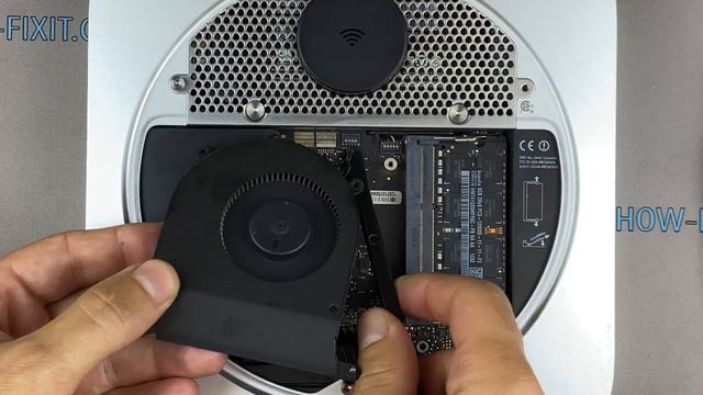 Apple Mac Mini 2011-2012 Fan Replacement смотреть онлайн