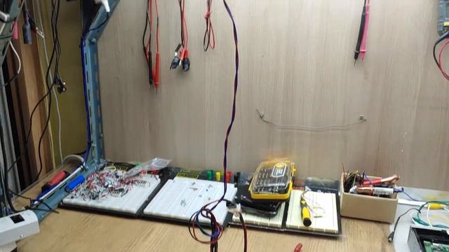 전류 전압 온도계.전류 트로이탈홀센서 삽입. смотреть онлайн