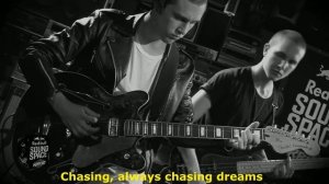 The Neighbourhood - Honest (Lyric Video)