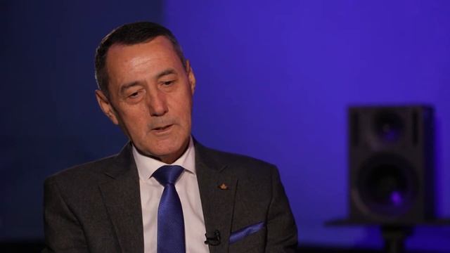 Qobil ibrohimov ey sabo. Qobil ibrohimov ey sabo. Кобил иброхимов мр3. Qobil ibrohimov gulim. Rayyona ibrokhimova.