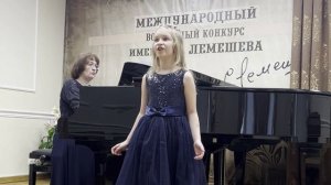 Долженко Полина - «Комар один, задумавшись...» Муз. А. Аренского, сл. В. Жуковского