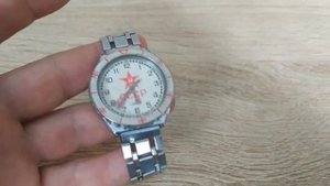 Часы СССР Слава кварц проданы на eBay