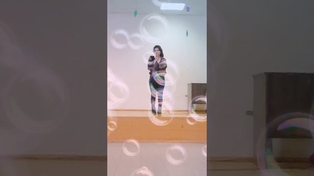 Маршрутка под номером 1 едем и молчим он говорит Доброе утро А я не слышу утра смотреть онлайн