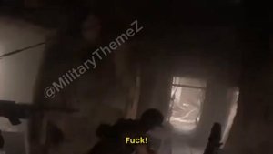 Архивные кадры зачистки нашими Вооруженными силами зданий от хохлячей нечисти.