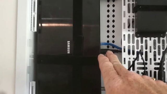 Samsung 65" Frame TV installation смотреть онлайн