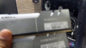 G Skill Trident Z RGB 2x8GB 3200mhz Unboxing & Installation | India | OC 4266mhz