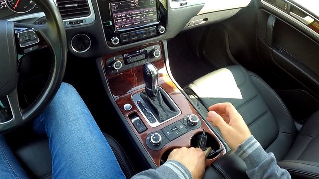 2013 Volkswagen Touareg (7P5) 3.6 (249) CMTA Тест-Драйв. смотреть онлайн