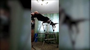 Зоя на ГравитОНе, тренажёре для восстановления позвоночника.