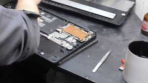 Замена батарейки на Prestigio SMARTBOOK14103