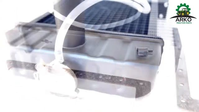 International Case Cub Radiator With Cap & Gasket (351878R92) смотреть онлайн