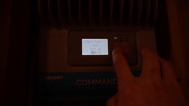How to Program a MPPT Solar Charge Controller for Lithium Batteries - LiFePO4 смотреть онлайн
