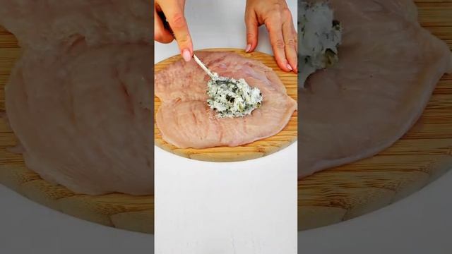 ВКУСНАЯ КУРИНАЯ ГРУДКА В БЕКОНЕ в духовке: праздничный рецепт | Меню недели | Кулинарная школа