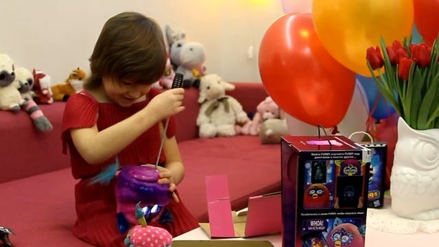 Распаковываем ферби из кристальной серии и ферблинга из ферби бум смотреть онлайн