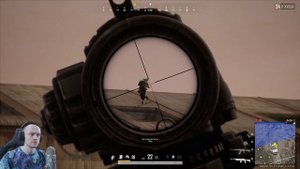 Худший игрок в PUBG комментирует свои действия в игре.