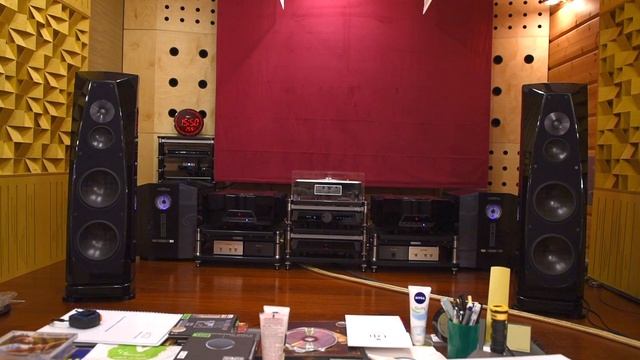 Rockport Cygnus - Skogrand Cables - CH Precision - Gryphon Audio