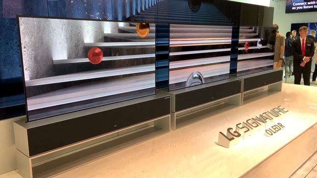 LG Signature OLED R - Rollable TV @ IFA Berlin смотреть онлайн