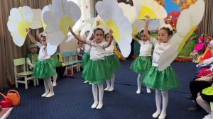 Танец ромашек'24
Подготовительная группа