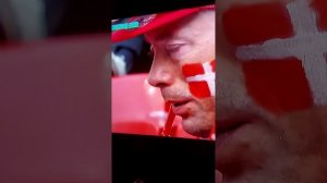 Christian Ericson fell down | Эриксон упал во время матча - остановка сердца EURO 2021