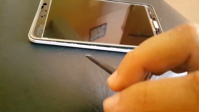 Galaxy Tab 4 TV Digital (T230) - Como trocar a tela touchscreen смотреть онлайн