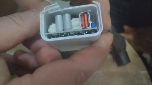 Что внутри блока питания телефона на 33w. Быстрая зарядка от Meizu.