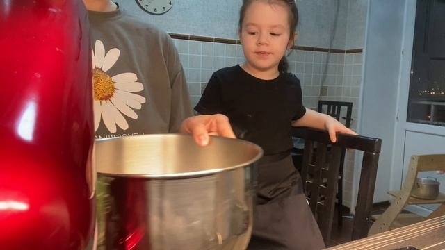 Готовим эклеры с Анисой