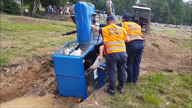 Экстремальные гонки на тракторах – сражение с грязью и бездорожьем! смотреть онлайн