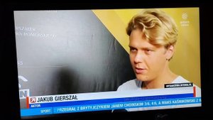 Jakub Gierszał i obsada filmu Zadra.