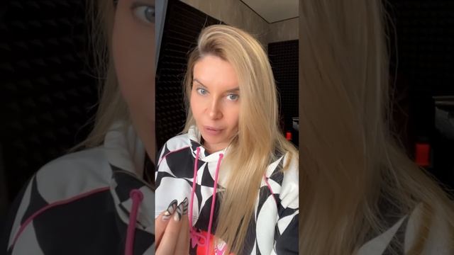 Подавленные эмоции #andrella #психология #андрелла #shortsfeed #отношения #любовь #shortvideo