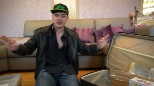 Купили на аукционе потерянный чемодан полный айфонов 11! Сколько это стоит?